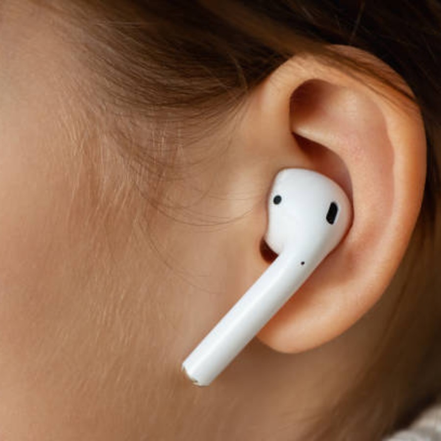 How to Clean dust and earwax from AirPods at home with simple tricks dgtl