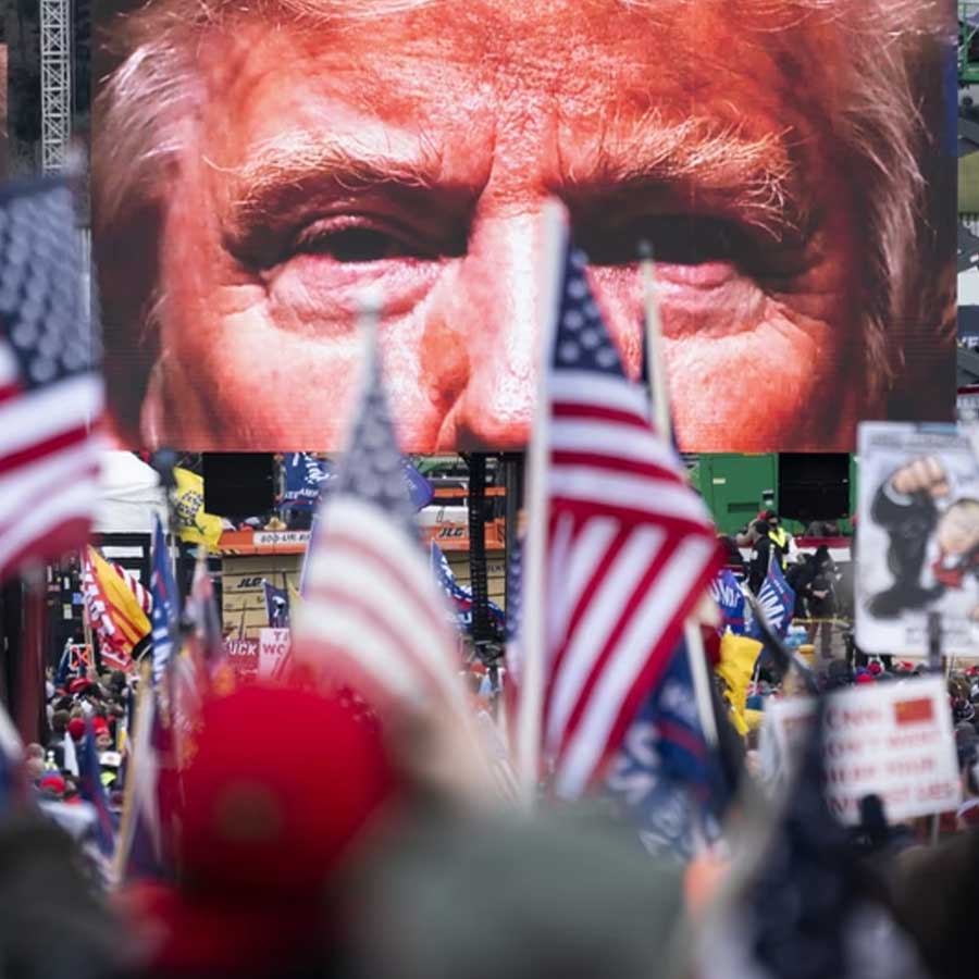 Iran’s over 2000 clerics called assassination of US President Donald Trump’s blood and wealth halal wants to assassinate him