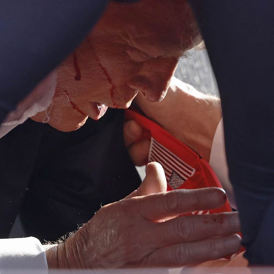 Iran’s over 2000 clerics called assassination of US President Donald Trump’s blood and wealth halal wants to assassinate him