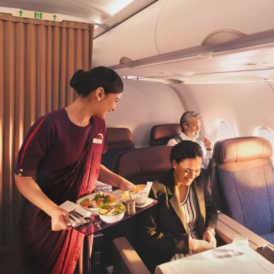 Those who provide services to in-flight passengers are called \\\\\\\\\\\\\\\\\\\\\\\\\\\\\\\\\\\\\\\\\\\\\\\\\\\\\\\\\\\\\\\'cabin crew\\\\\\\\\\\\\\\\\\\\\\\\\\\\\\\\\\\\\\\\\\\\\\\\\\\\\\\\\\\\\\\'.