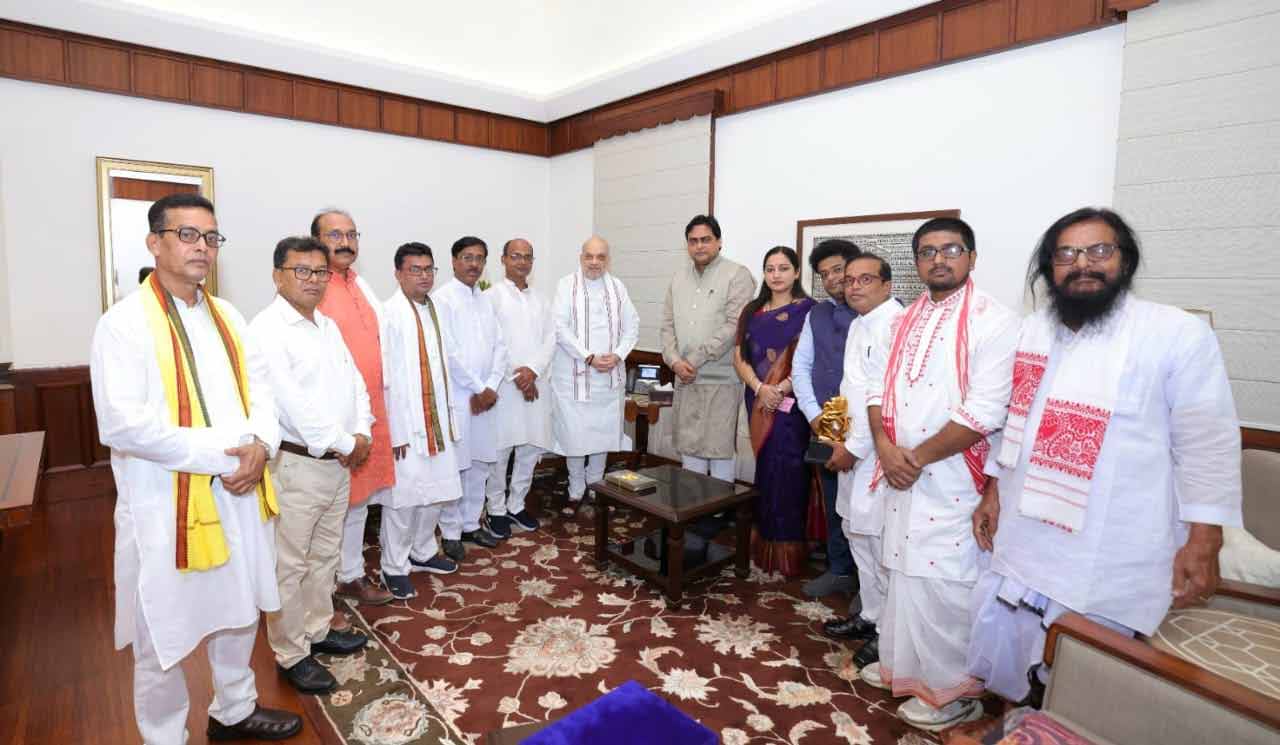 Shantanu Thakur meets Amit Shah along with Motua representatives, Sources say, roadmap to help Motuas survive the SIR has been proposed