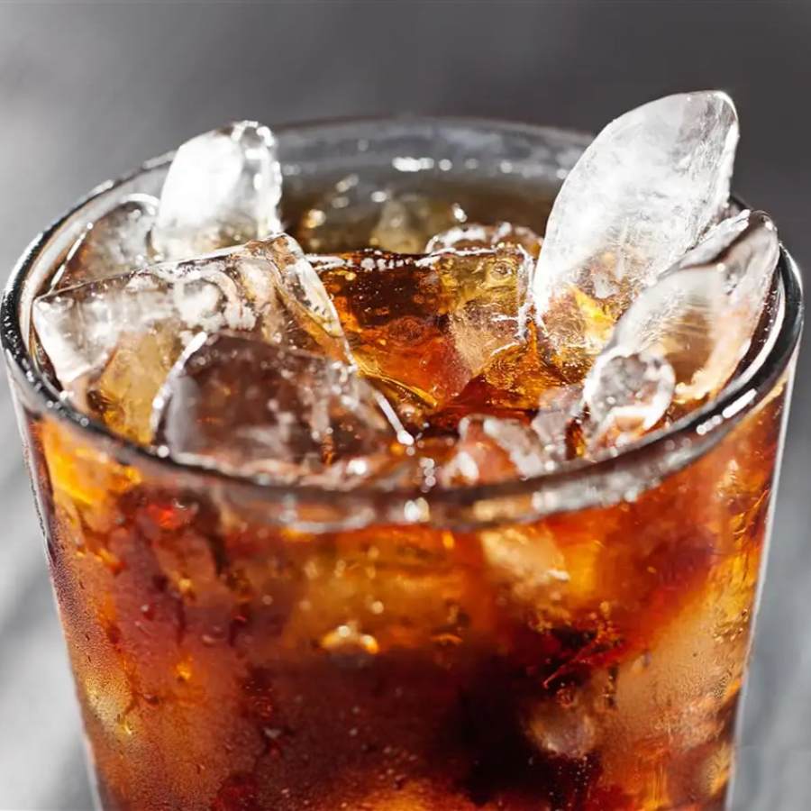 ‘জিরো সুগার’ লেবেল দেখে নিশ্চিন্তে ‘ডায়েট’ পানীয় খাচ্ছেন? দিনে একটি খেলেও হতে পারে ডায়াবিটিস!