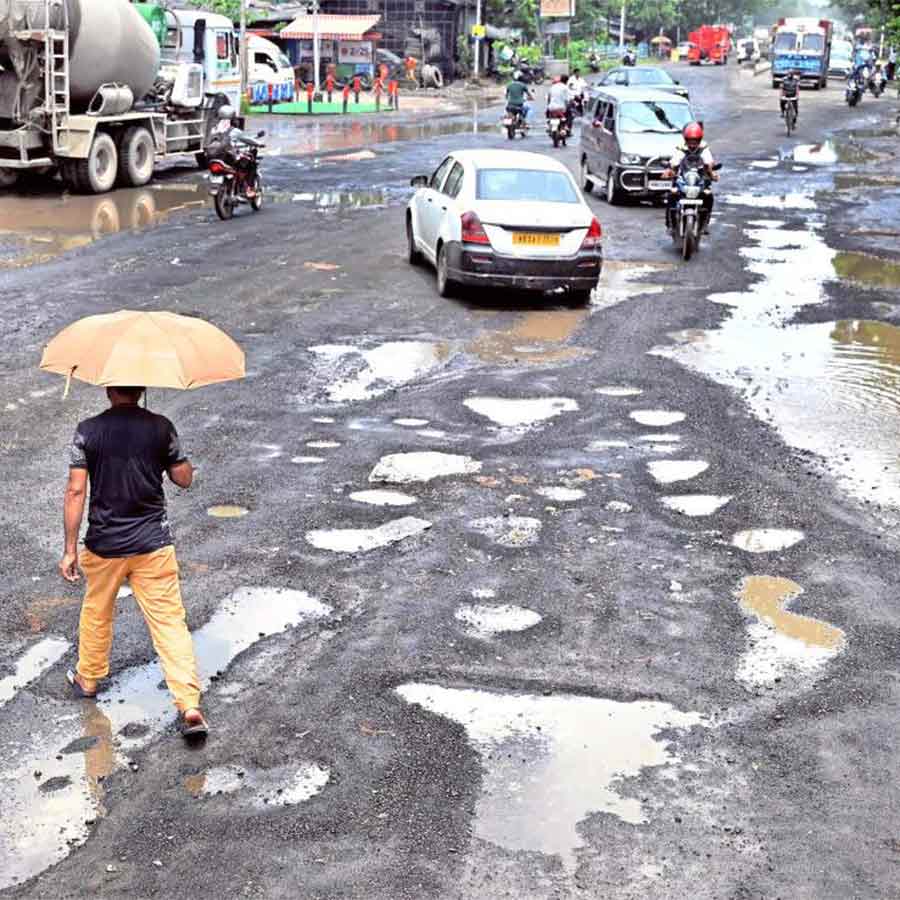 Traffic congestion is increasing on Taratala Road