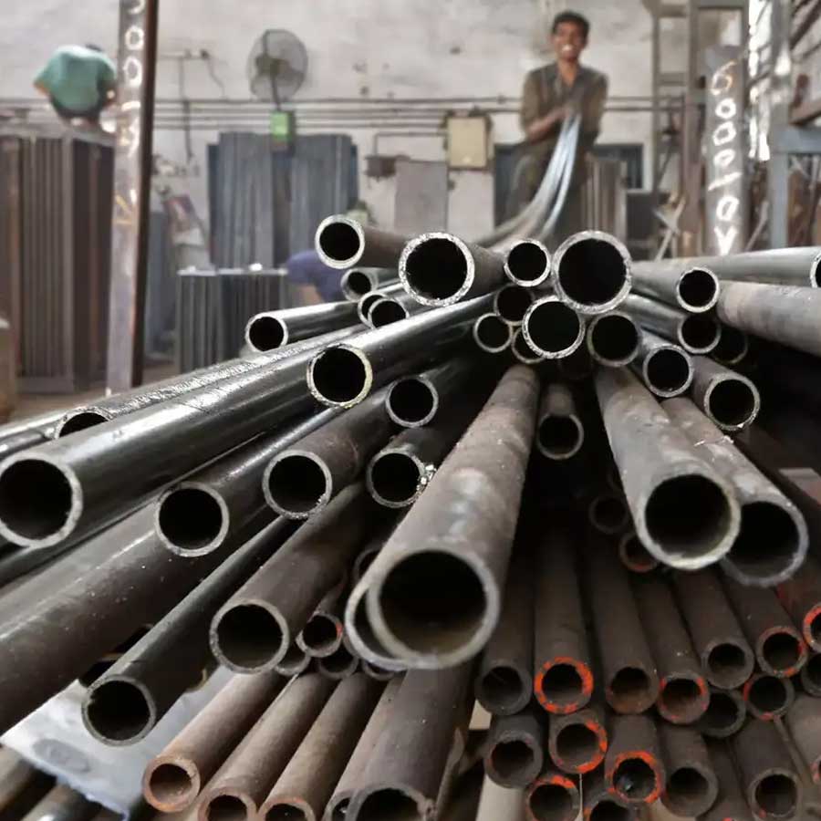 Donald Trump’s Tariff Plan May Cause More Economic Damage to US than India, Says SBI Research Report 