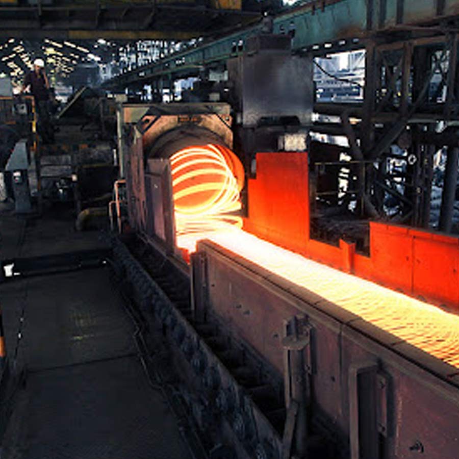 Donald Trump’s Tariff Plan May Cause More Economic Damage to US than India, Says SBI Research Report 