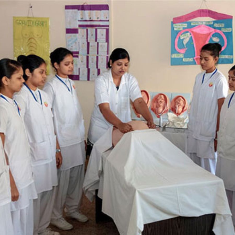 Know about nursing courses, institutes and job prospects in India dgtl