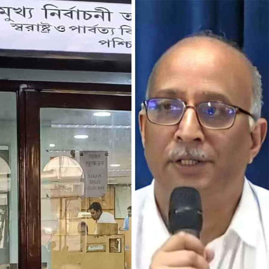 Election commission had cancelled the Chief Secretary's panel sent for three posts in the CEO's office dgtl