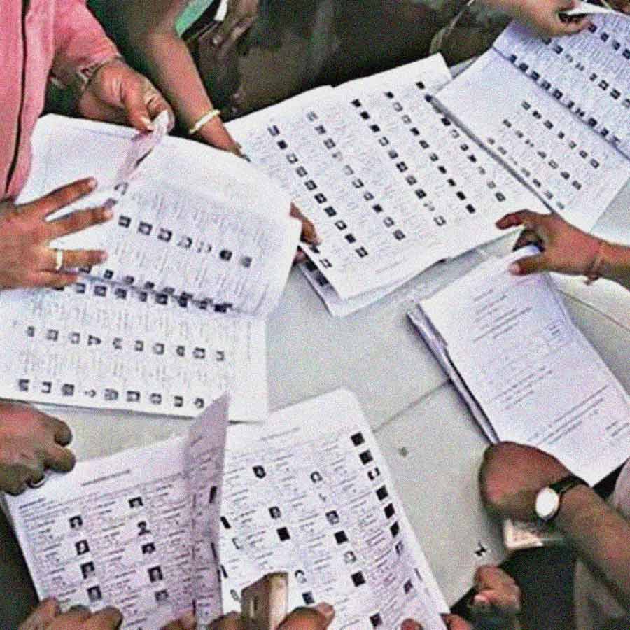 It is the duty of opposition politics to ensure that the ruler does not endanger the rights of citizens