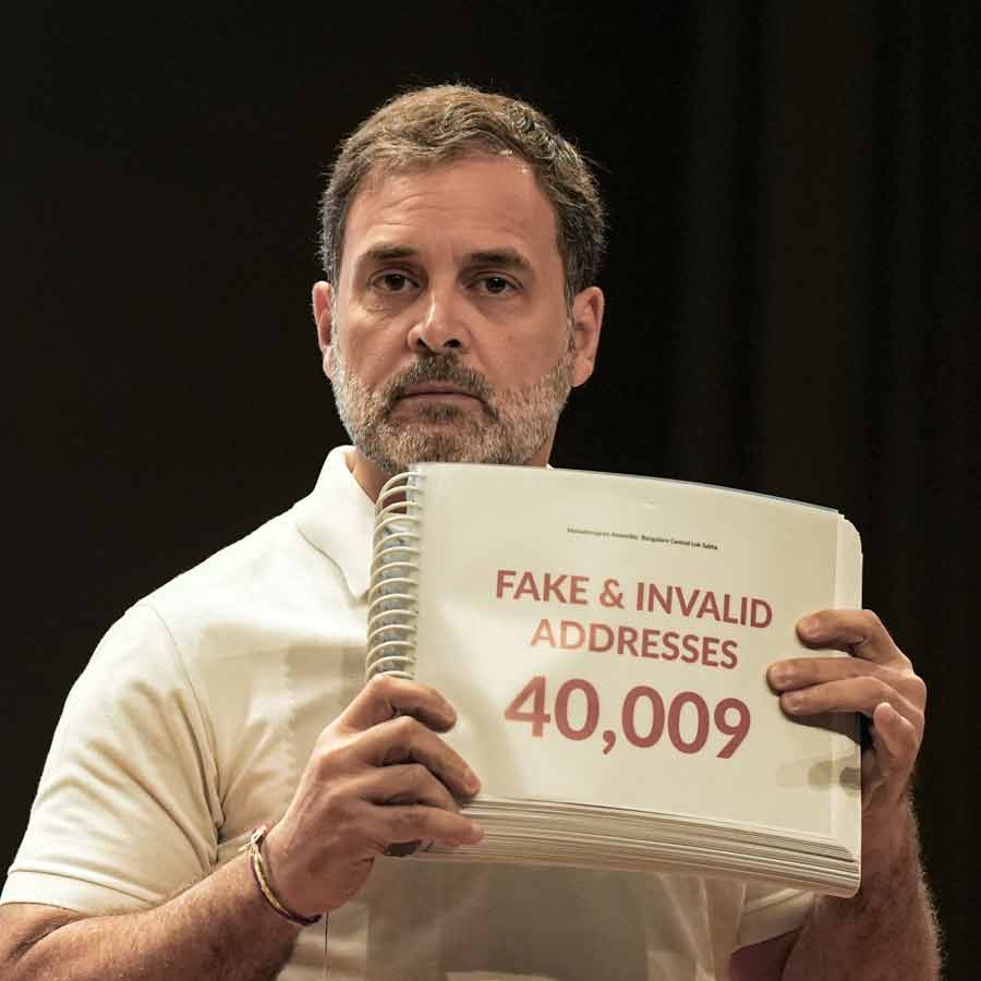 Congress leader Rahul Gandhi’s claim is true, 80 voters in 10x15 square foot Bengaluru house