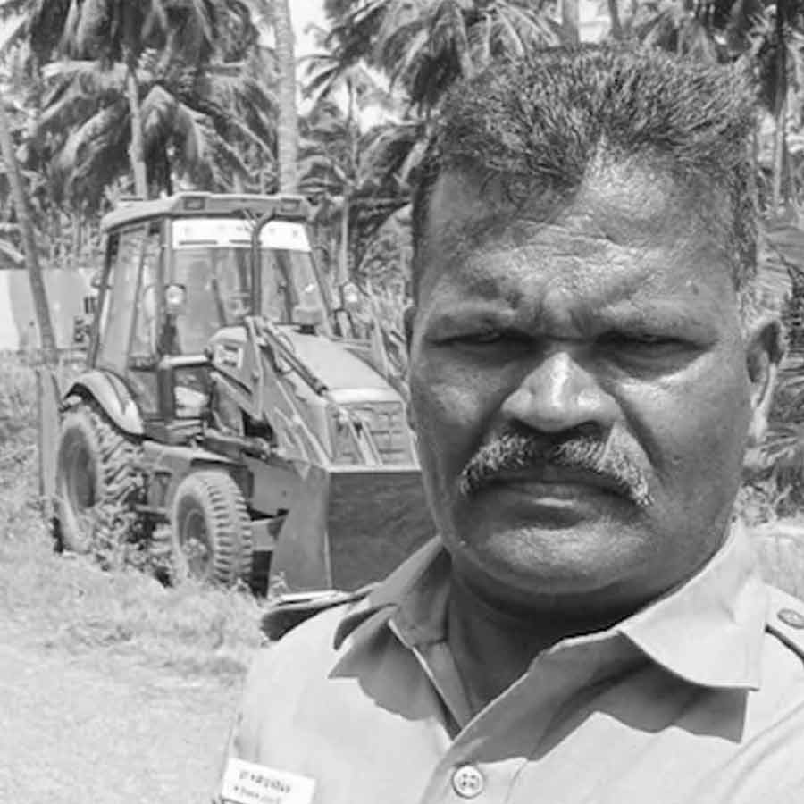 Tamil nadu cop hacked to death, main accused killed in encounter dgtl