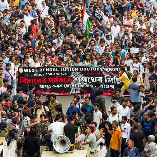 গত বছর জুনিয়র ডাক্তারদের স্বাস্থ্য ভবন অভিযান। 