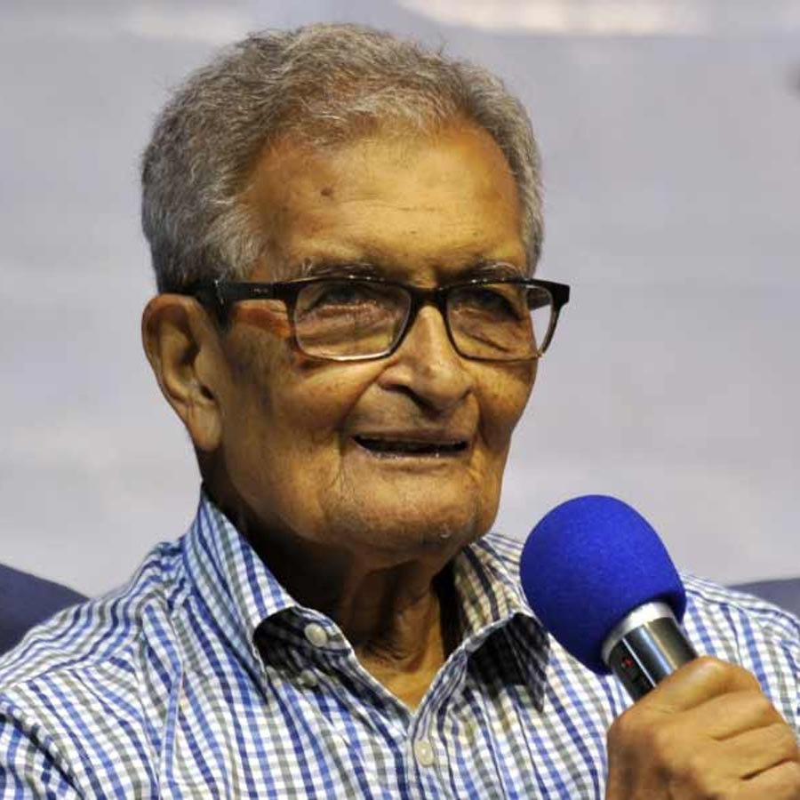 Amartya Sen being vocal about communal disturbance in India