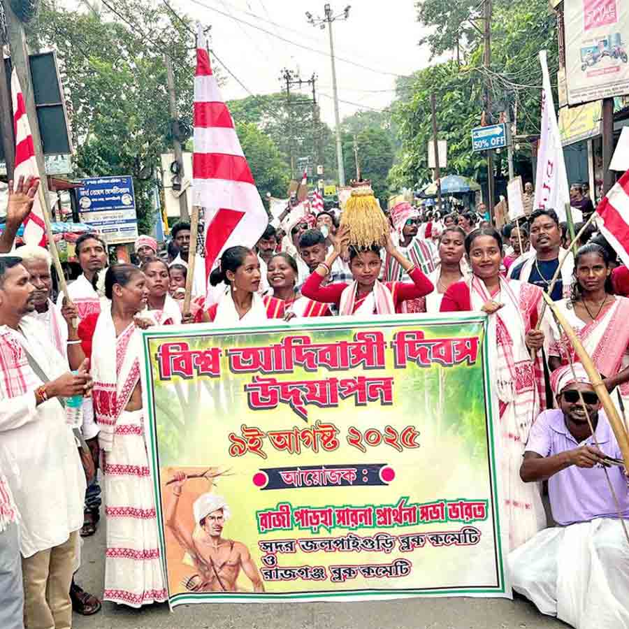 Conflict in TMC suspected at Adivasi Festival at Jalpaiguri