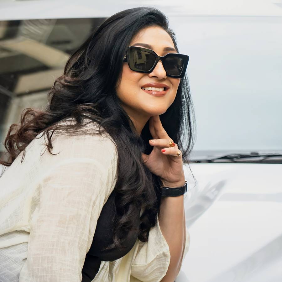 ঋতুপর্ণা সেনগুপ্তের ‘জাবরা ফ্যান’ কে?