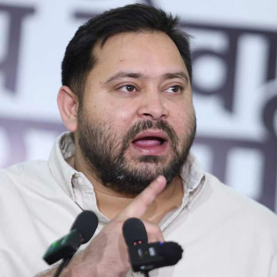RJD Leader Tejashwi Yadav alleges Bihar Deputy CM has two voter id dgtl