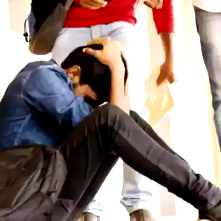 College fresher heckled, given electric shock by a group of seniors in Andhra Pradesh government college dgtl