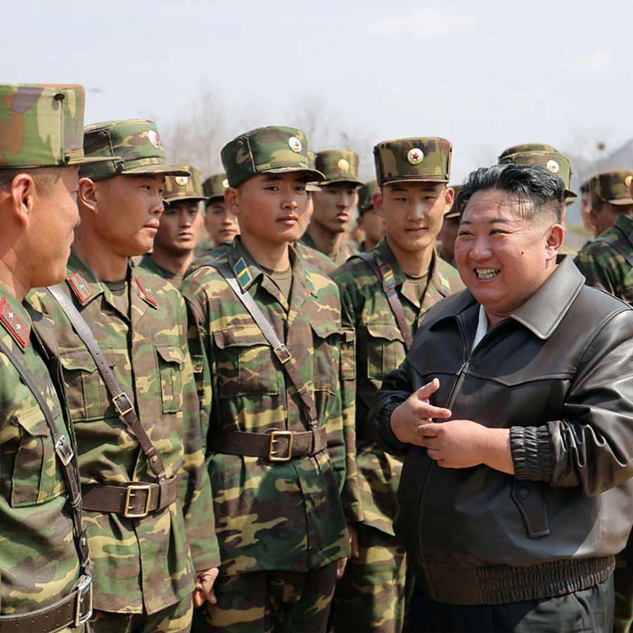 Japan wants to nuclear weapon for its military amid US coldness in Chinese aggression in Pacific Ocean