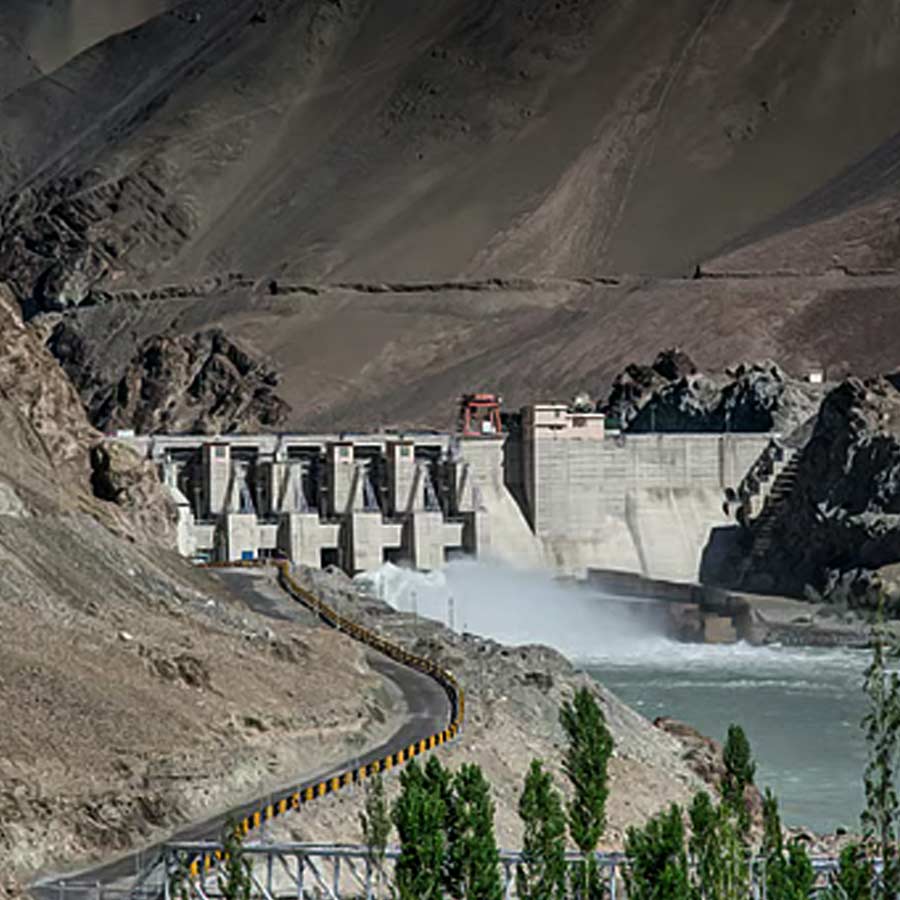 Field Marshal Asim Munir threatened that Pakistan will destroy Indian dams with missile if it construct on Indus river 