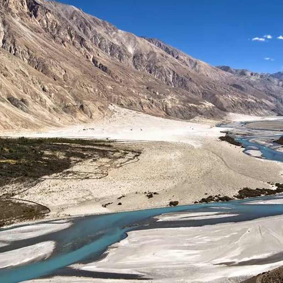 Field Marshal Asim Munir threatened that Pakistan will destroy Indian dams with missile if it construct on Indus river 