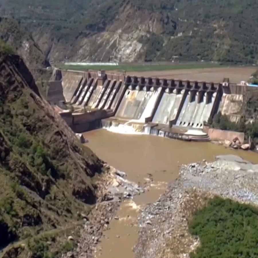 Field Marshal Asim Munir threatened that Pakistan will destroy Indian dams with missile if it construct on Indus river 