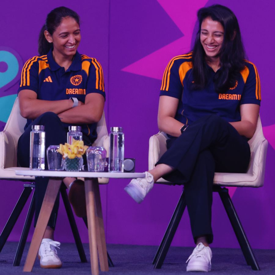 picture of Harmanpreet Kaur and Smriti Mandhana