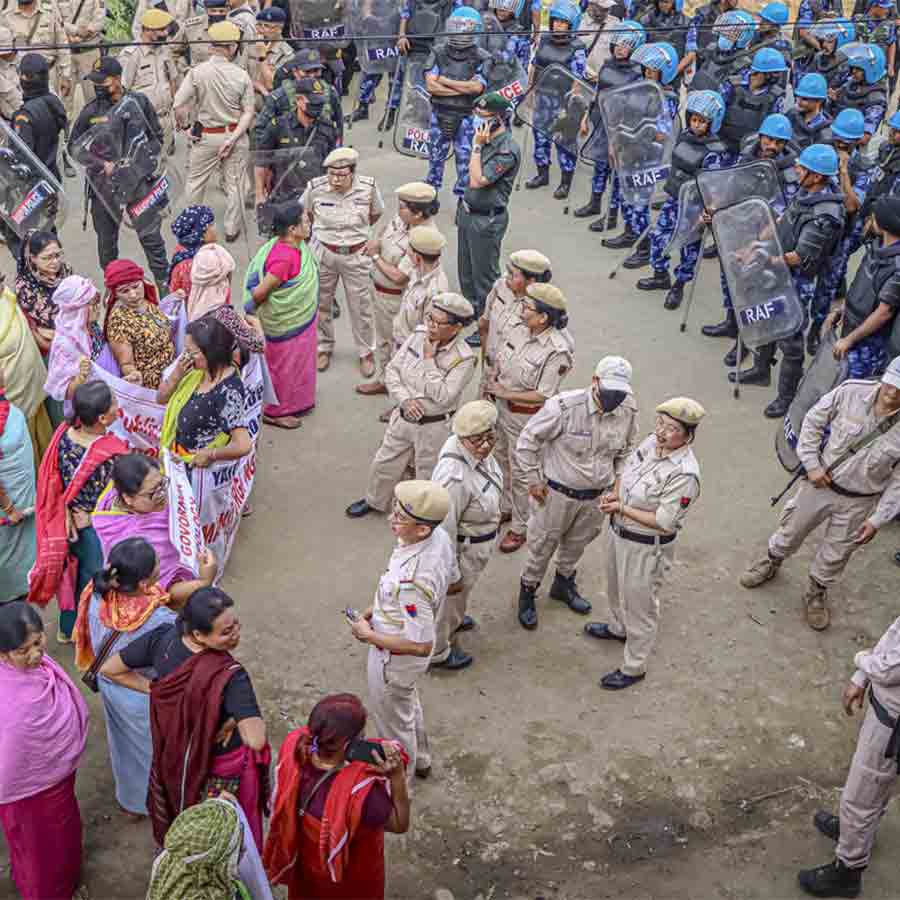 With so many things happening around us we are trapped in a dilemma of what to remember and what to forget