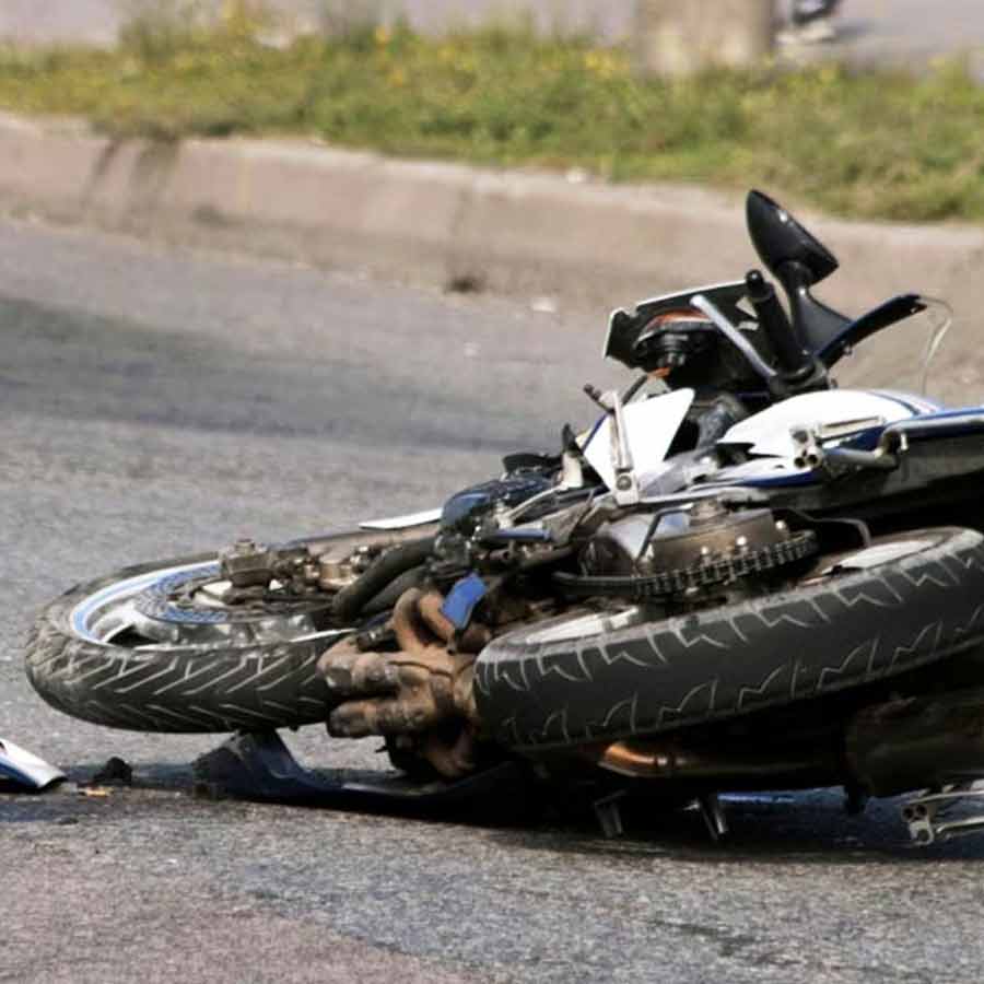 8 school going children injured in a road accident in Bankura dgtld