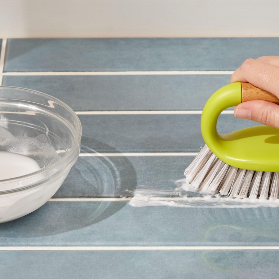 5 kitchen ingredients can be your best cleanser of kitchen tiles