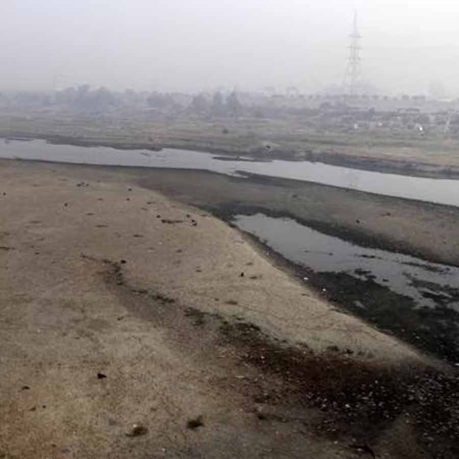 Pakistan’s 12 lakh people displaced amid water level reduced 80 percent in delta region of Indus River 