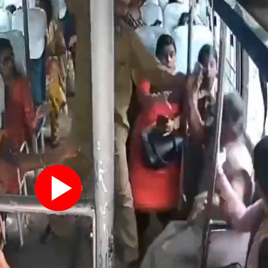 woman died after falling from a moving bus