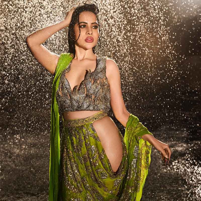 Uorfi Javed reveals her armpits don’t smell because of her Botox treatment dgtl