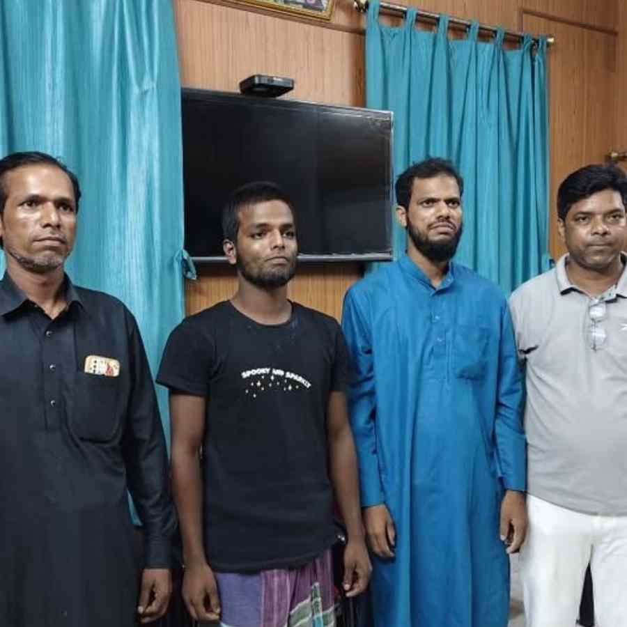 State government brings back Malda migrant youth labour who was pushed back in Bangladesh dgtl