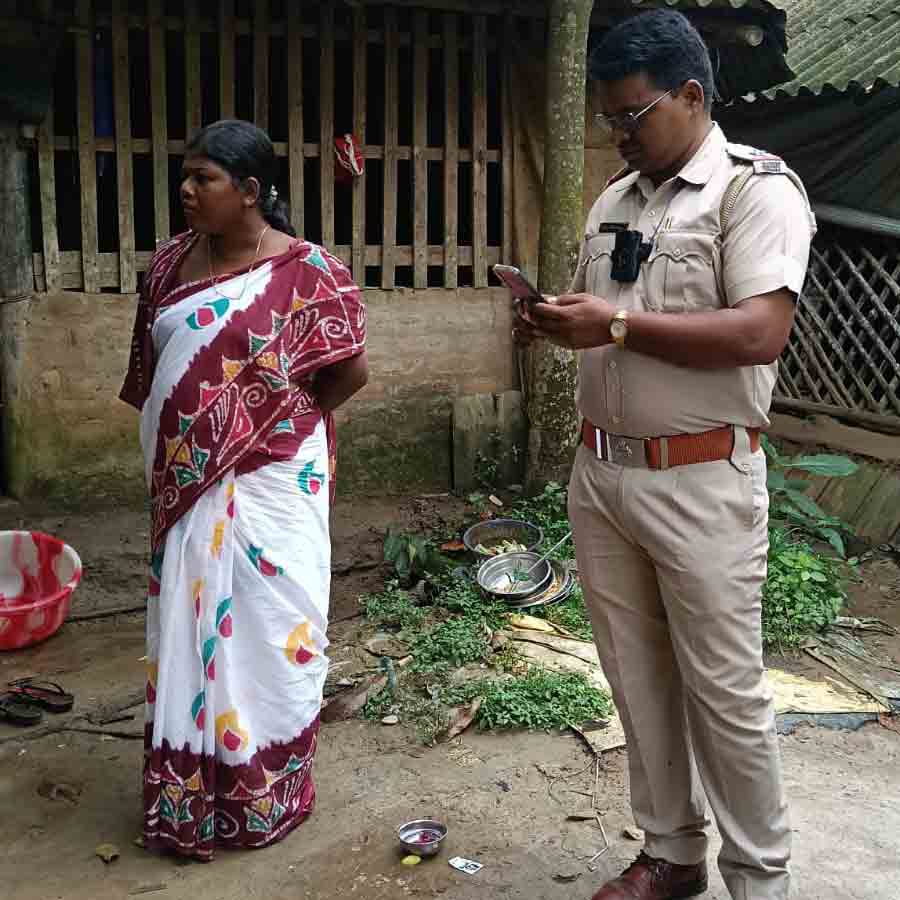 A minor girl from Keshpur stopped her marriage with the help of the administration dgtld