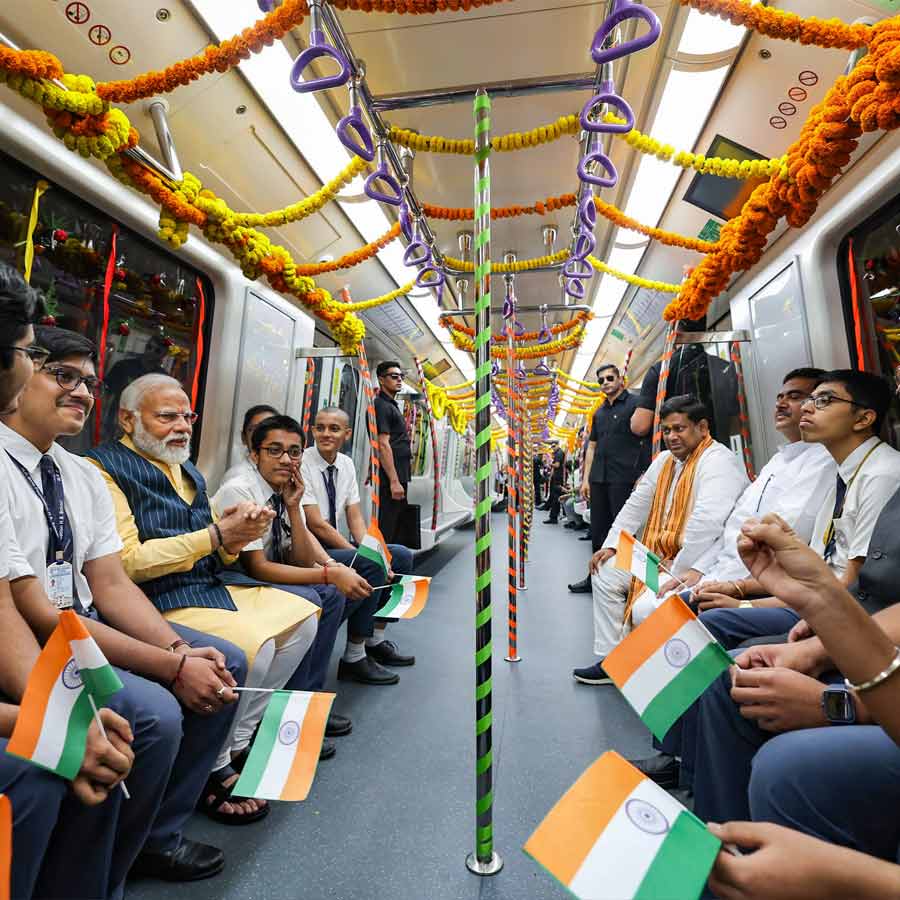 PM Narendra Modi to inaugurate three new metro routes in Kolkata from August, Railway Minister Ashwini Vaishnaw sends invitation dgtl
