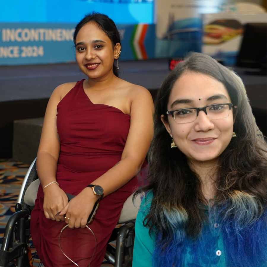 Thane’s Maahi Rude With 90% Disability Fights NEET Rules, Aims for MBBS With Bengali Lawyer Pritha Paul’s Support