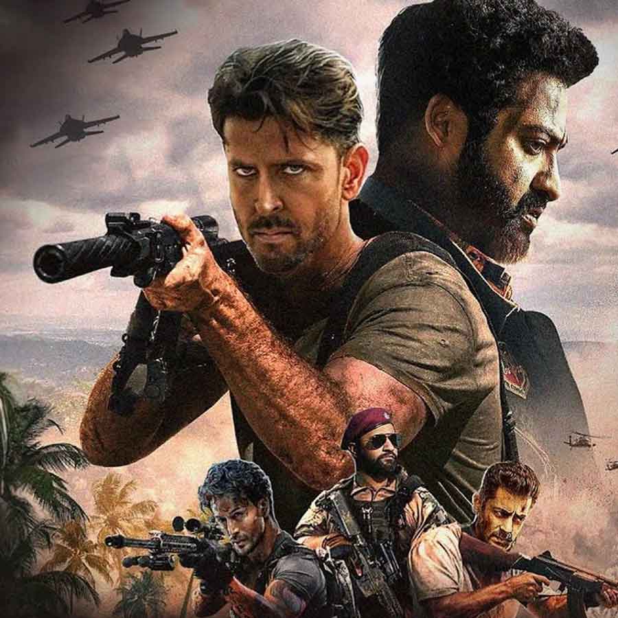 A fan went super excited outside a cinema hall after watching War 2 dgtl