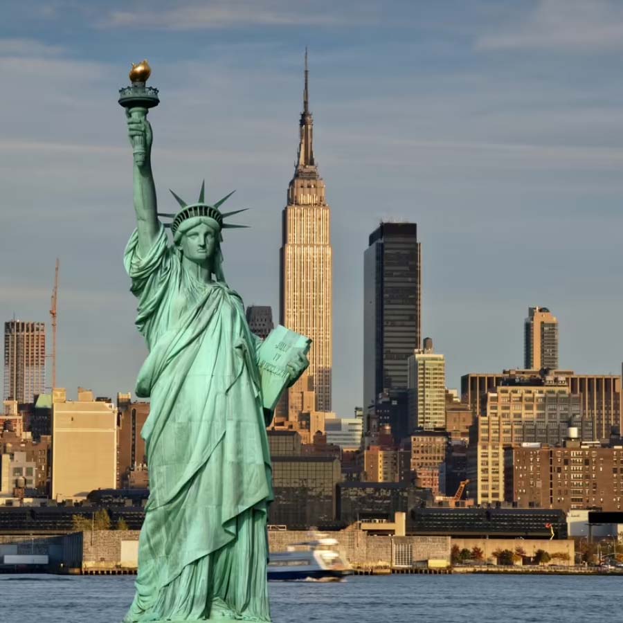 According to reports American debt reaches 37 Trillion dollar