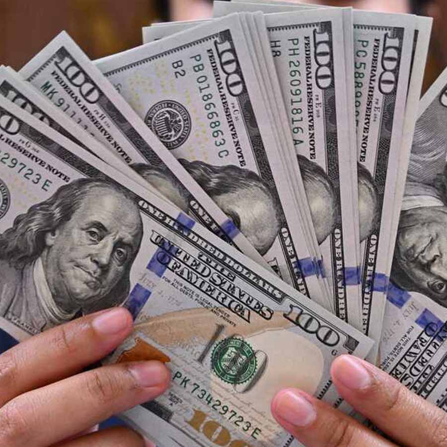 According to reports American debt reaches 37 Trillion dollar