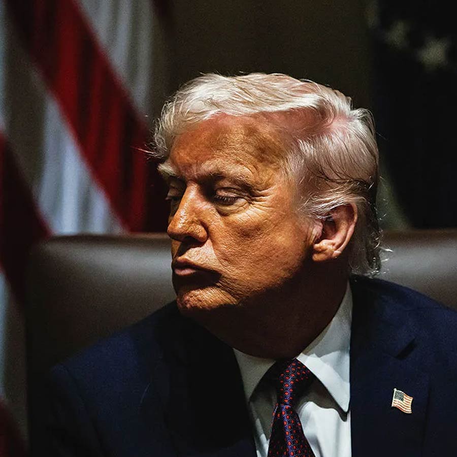 According to reports American debt reaches 37 Trillion dollar