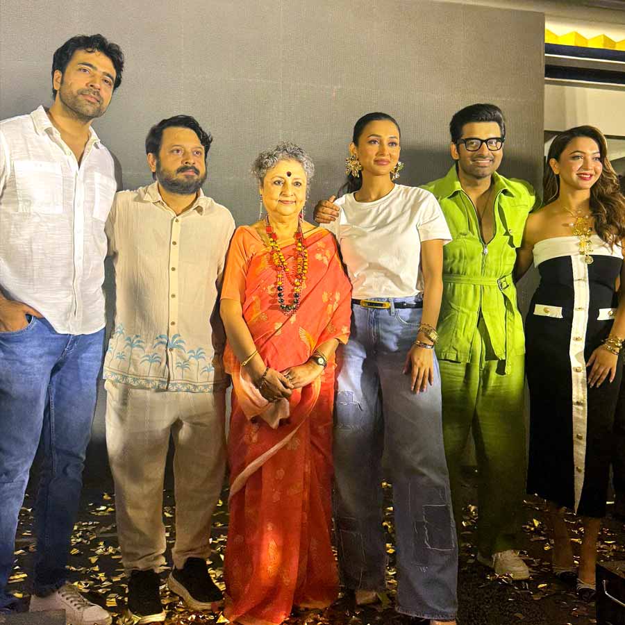  পোস্টার লঞ্চ অনুষ্ঠানে টিম ‘রক্তবীজ ২’