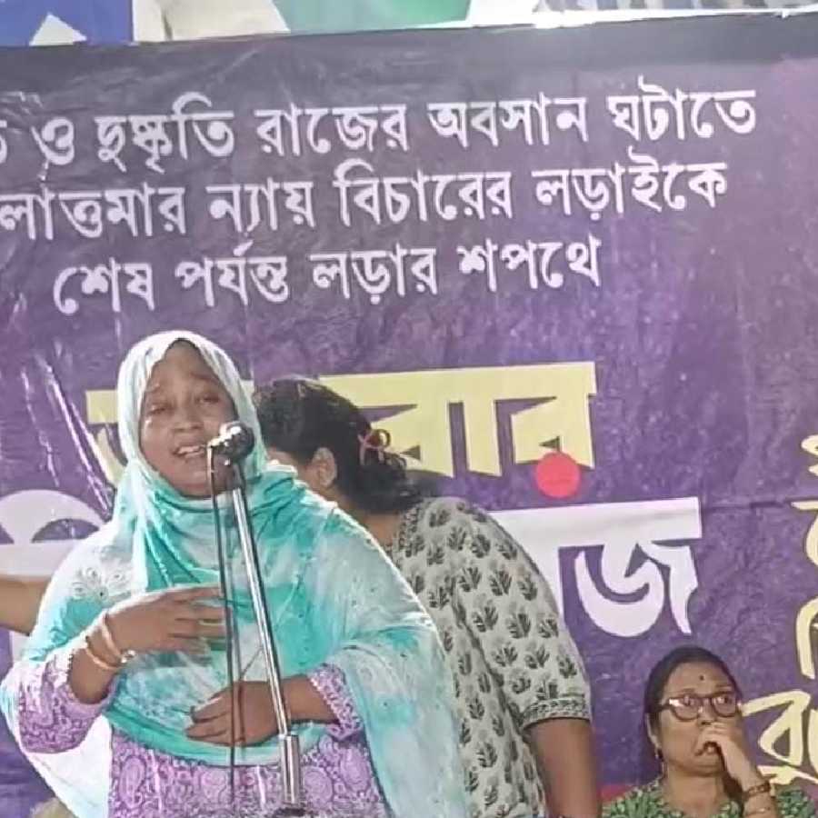 শ্যামবাজারে তমন্না খাতুনের মা।