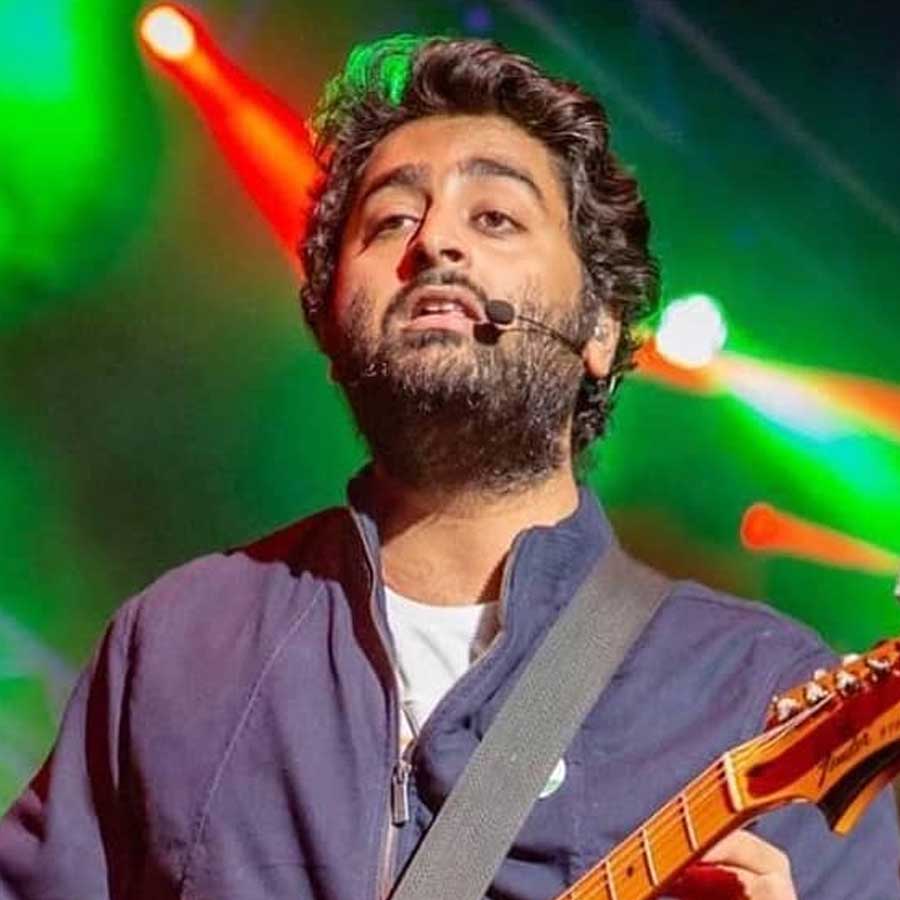 A written complaint filed at Santiniketan police station against singer Arijit Singh and his bodyguard for alleged harassment dgtld