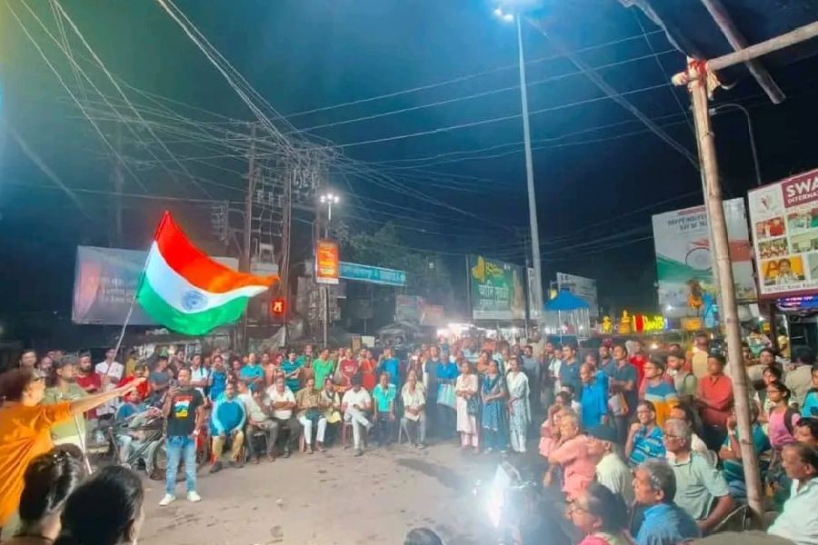 সোনারপুরে রাতদখল কর্মসূচি।