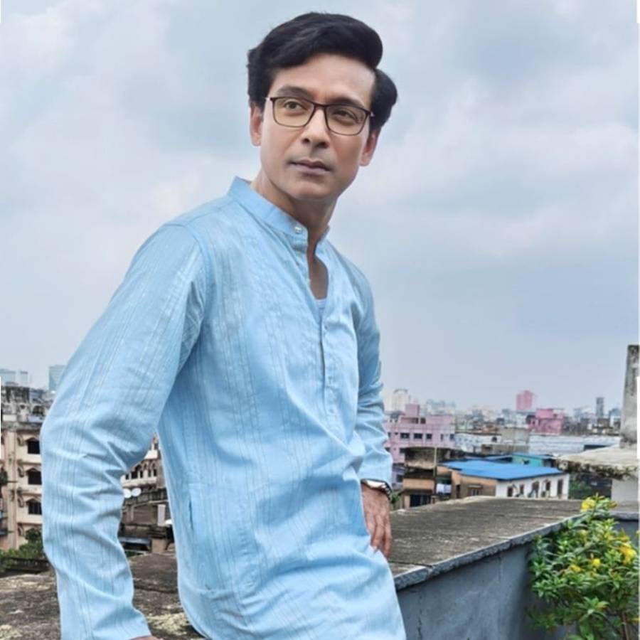 Tota Roychowdhury realized that the real hero is not the actor but the Indian Army dgtl