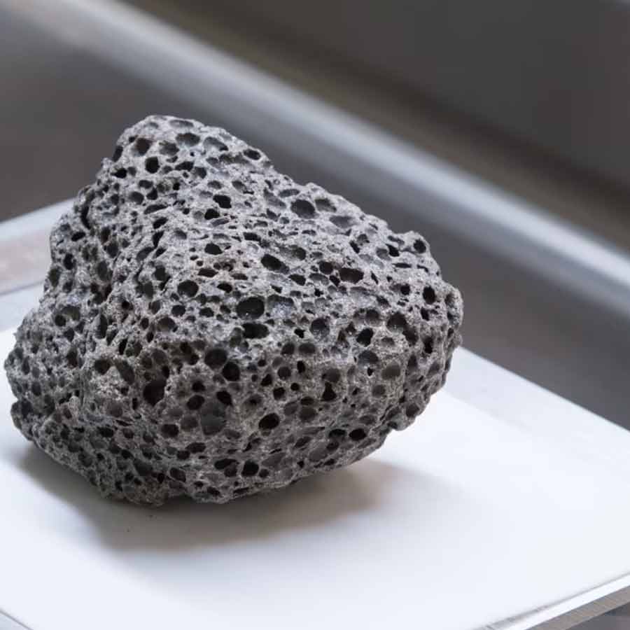 All need to know about Thad Roberts, NASA intern who stole lunar rocks worth 21 million dollar to get intimate with Lover