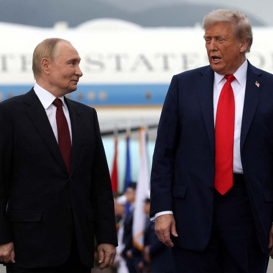 Key points of three-hour summit between Vladimir Putin and Donald Trump in Alaska dgtl