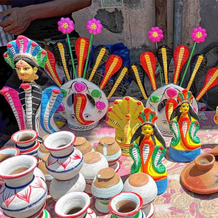 Demand of stone idol of goddess manasa is high at Siliguri