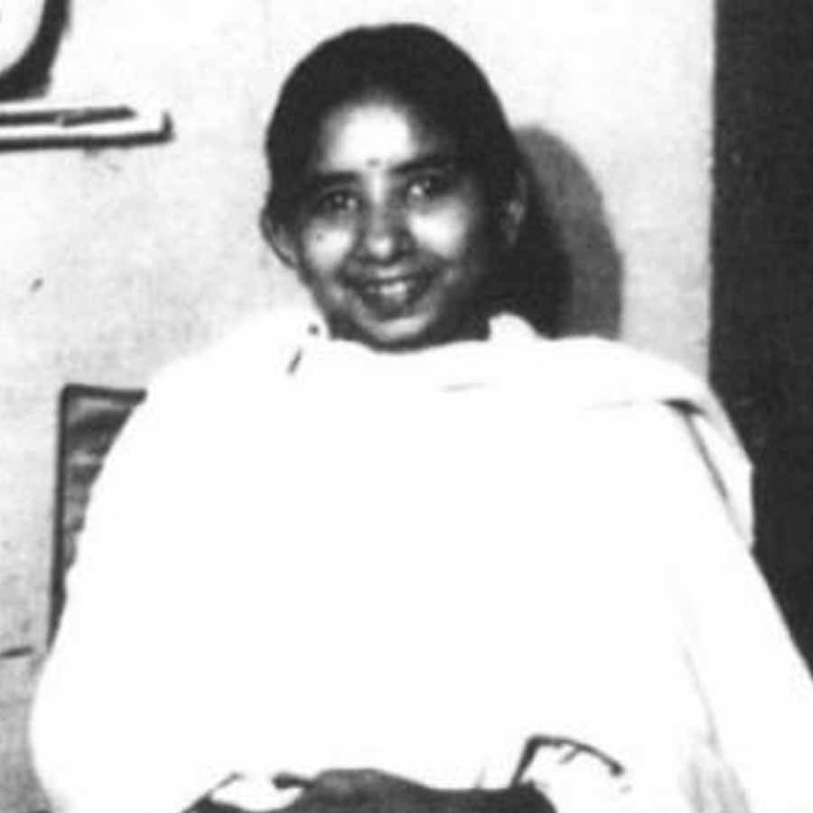 শান্তি নিজের পরিচয় দিত ‘চৌবের স্ত্রী’ হিসাবে। দাবি করত, ‘পূর্বজন্মে’ তার শ্বশুরবাড়ি ছিল মথুরায়। তার স্বামী সেখানকার একটি কাপড়ের দোকানের মালিক। স্বামীর পদবি উল্লেখ করলেও কিছুতেই তাঁর নাম মুখে আনত না শান্তি। কেউ তার স্বামীর নাম জিজ্ঞাসা করলেই লজ্জায় রাঙা হয়ে যেত শান্তির মুখ।