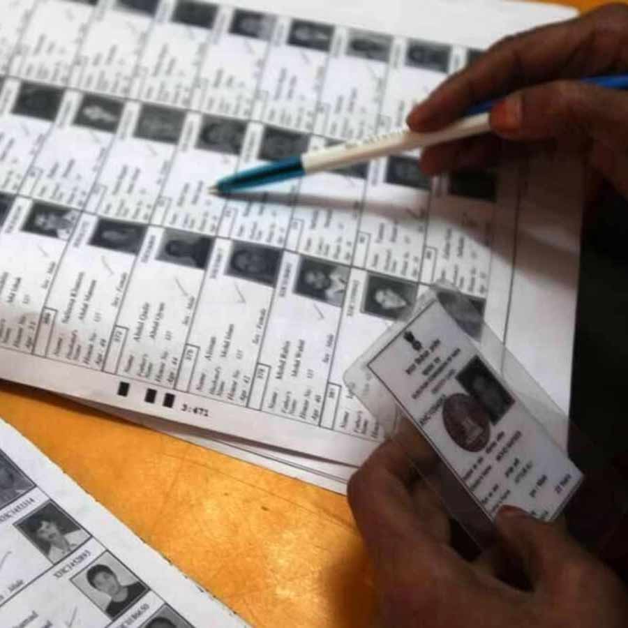 BJP complained to state governemnt about irregularities in SIR mapping work at Midnapore