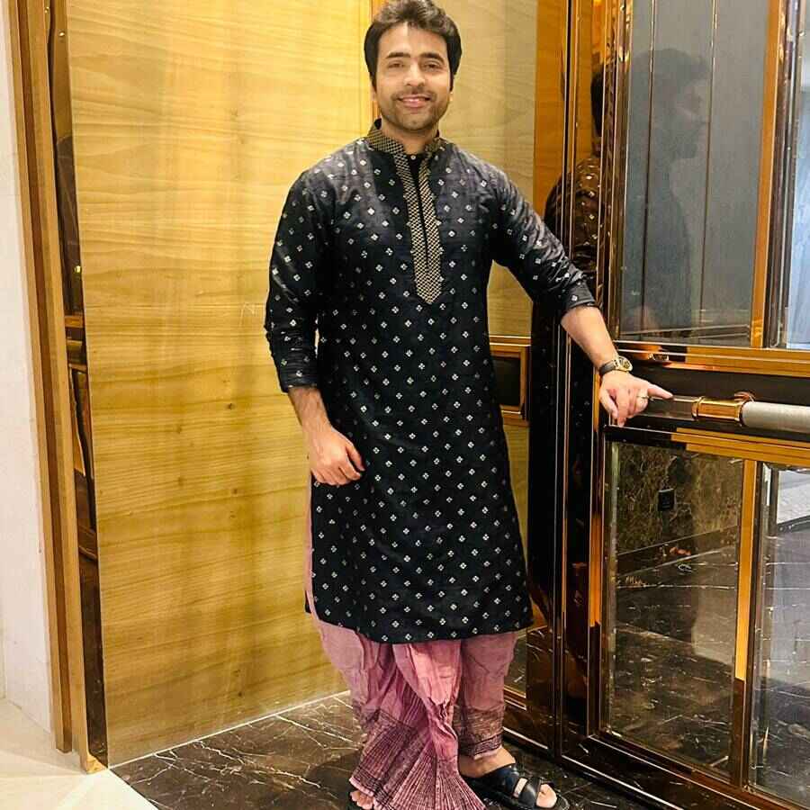 How will actor Abir Chatterjee spend this Puja 2025 dgtl